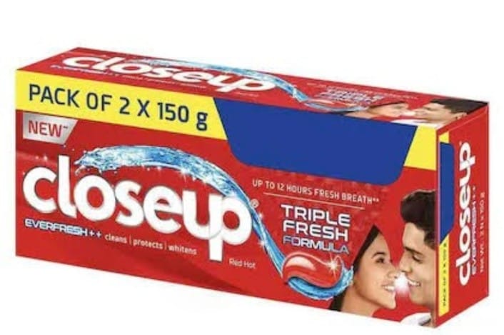 Closeup Everfresh+ Red Hot Gel Toothpaste 150 g (Pack of 2).jpg