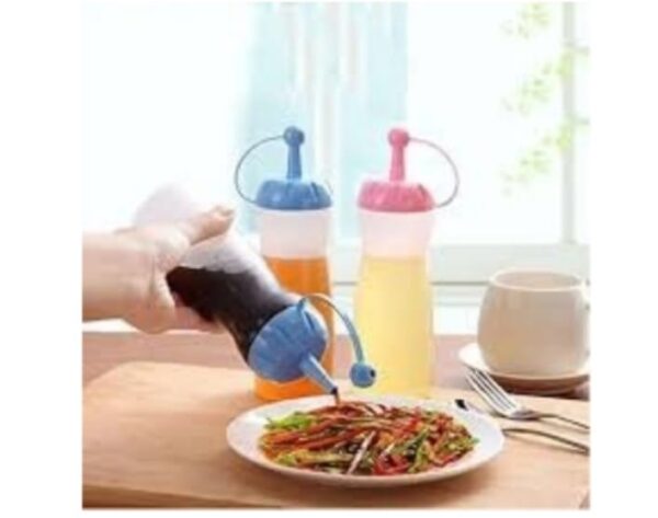 Sauce Bottle wth Cap Squeeze Bottle Transparent Plastc Squeezy Sauce Bottles.jpg